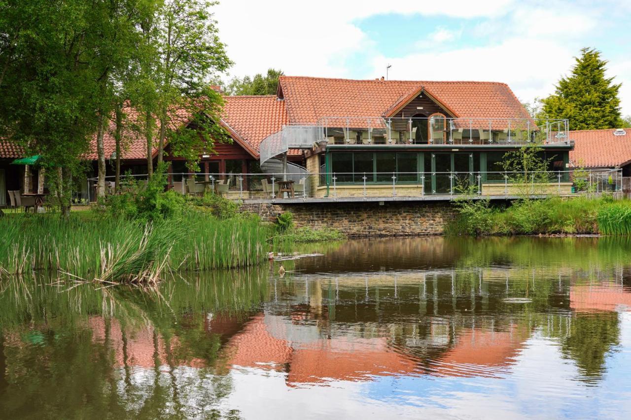 Chevin Country Park Hotel & Spa Otley  Eksteriør bilde